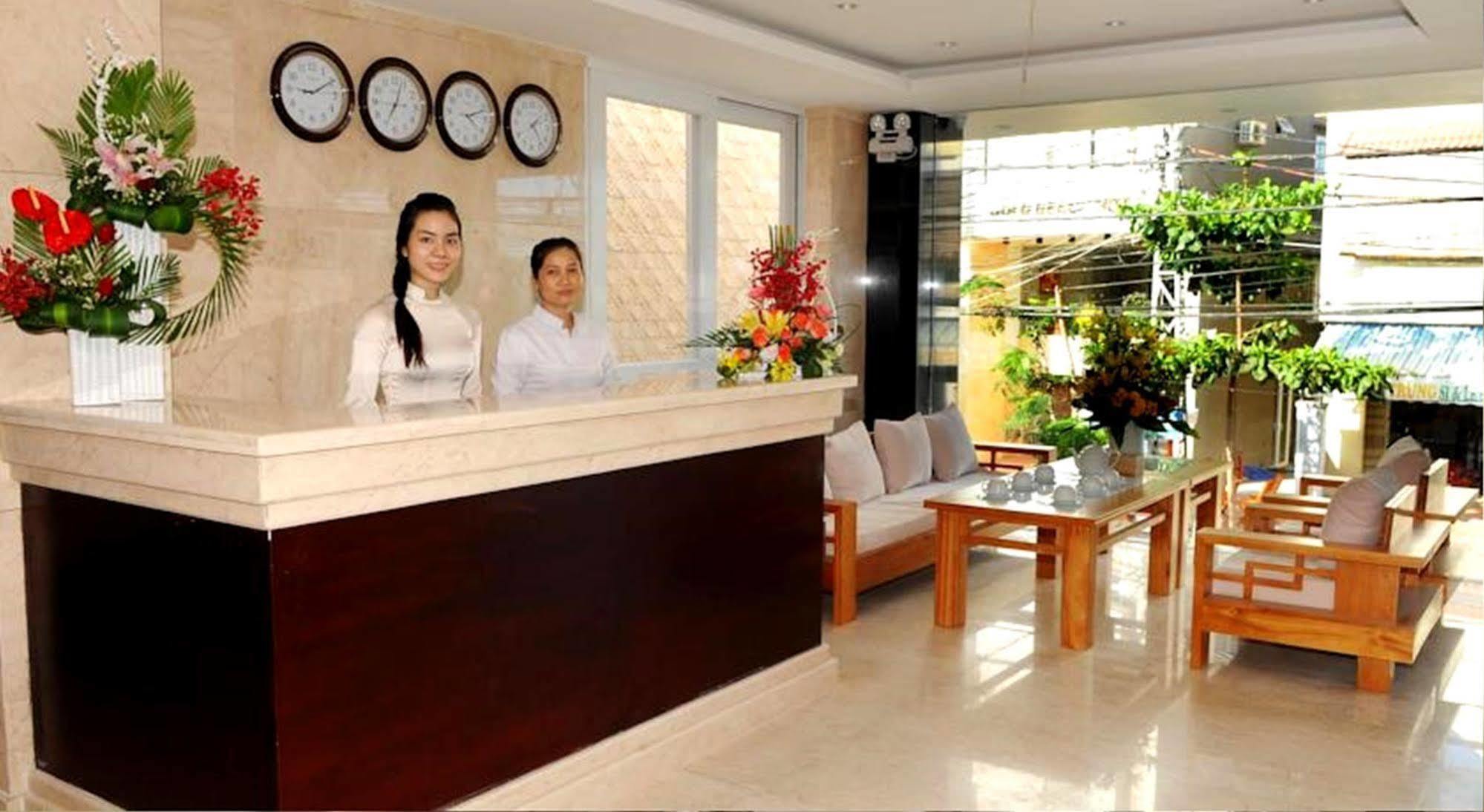 Dragon Sea Hotel Danang Exterior photo